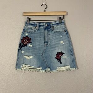 Abercrombie & Fitch NWT Denim Skirt Women's Sz 24 Distressed Floral Embroidered